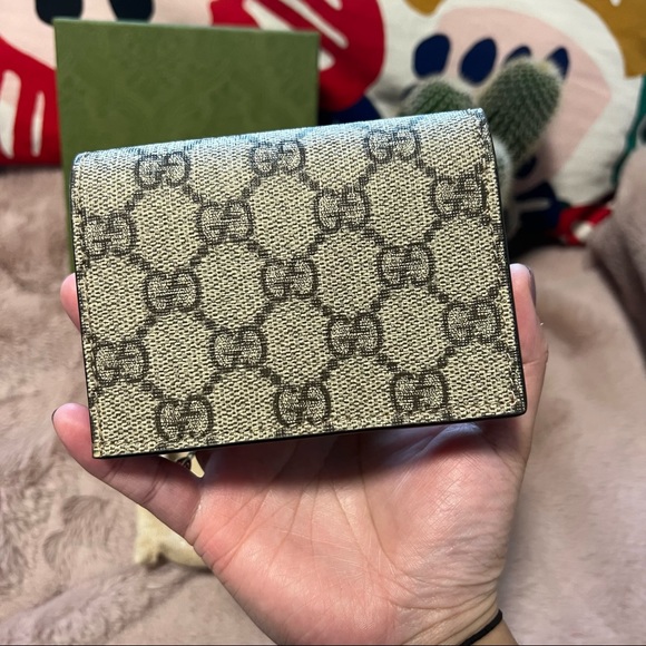 SOLD Gucci Supreme Card case wallet with cherries - Picture 5 of 6